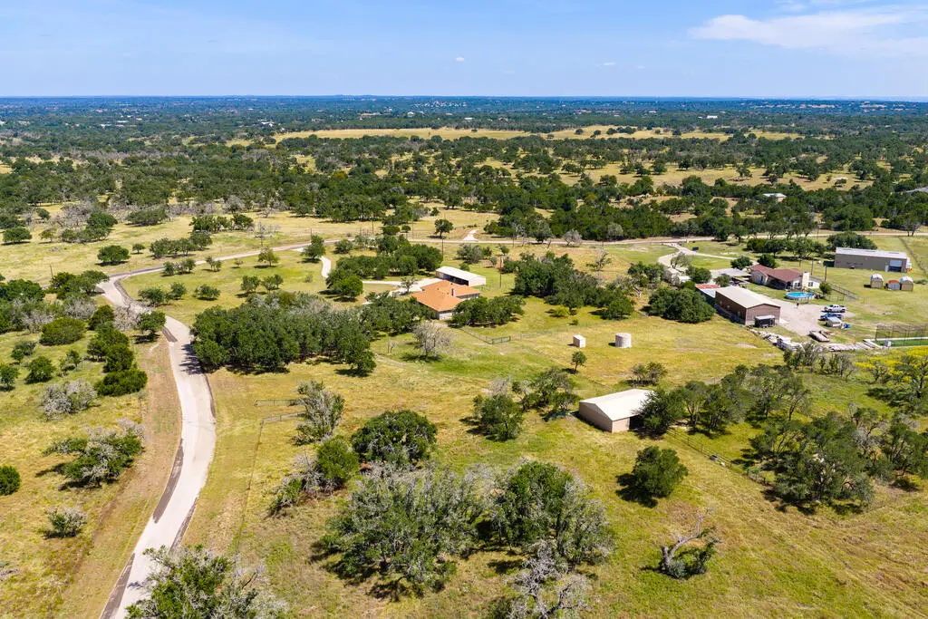 5078 Friedrich Rd, Fredericksburg, TX 78624 - #1