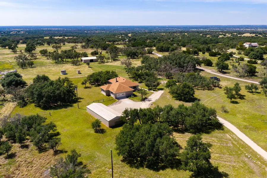 5078 Friedrich Rd, Fredericksburg, TX 78624 - #2