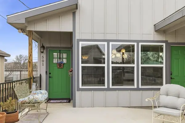 501 N Burleson, Kerrville, TX 78028