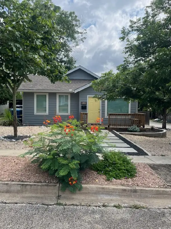 828 Wheless Ave, Kerrville, TX 78028