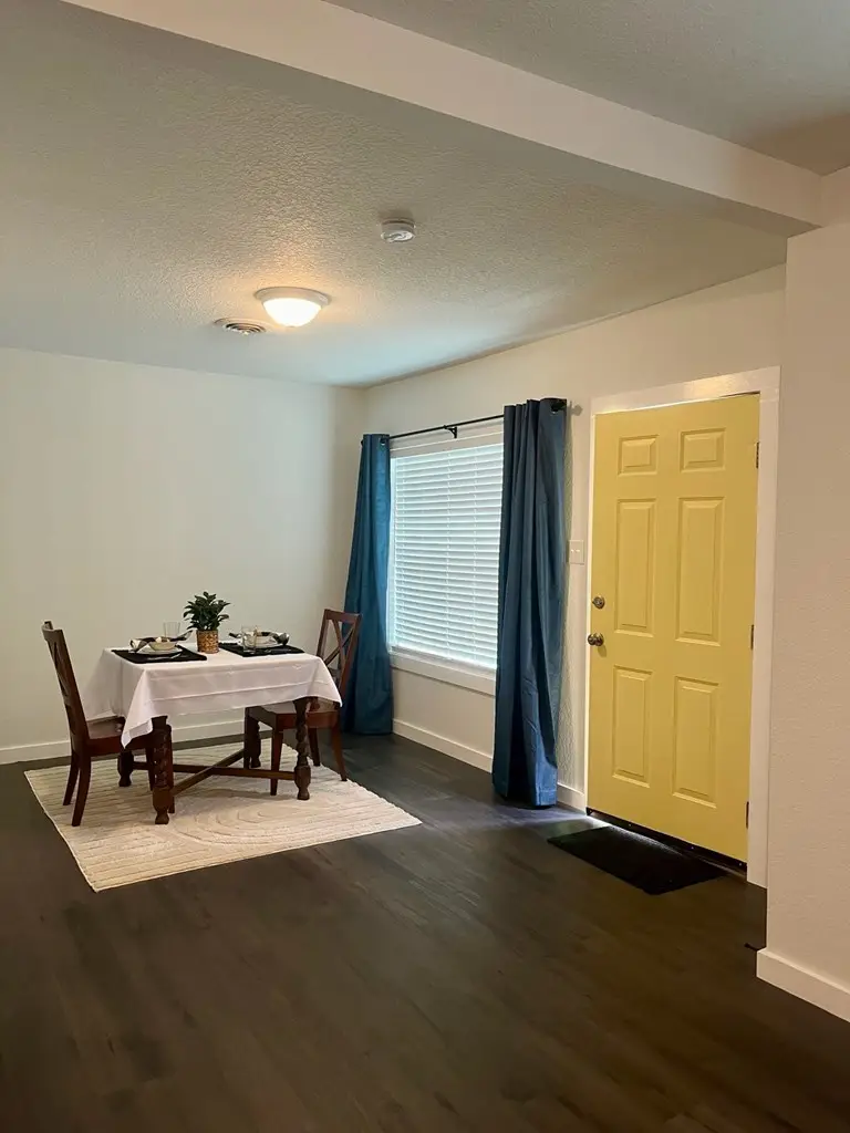 828 Wheless Ave, Kerrville, TX 78028 - #3