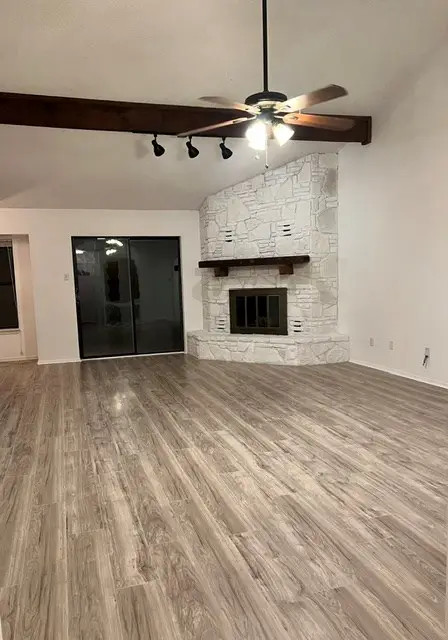 131 N Candice Dr, Kerrville, TX 78028 - #3
