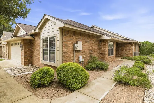1221 Victory Lane, Kerrville, TX 78028