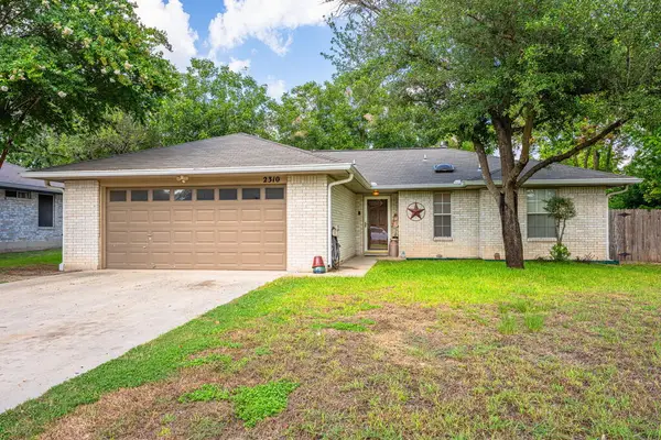 2310 Trails End, Kerrville, TX 78028