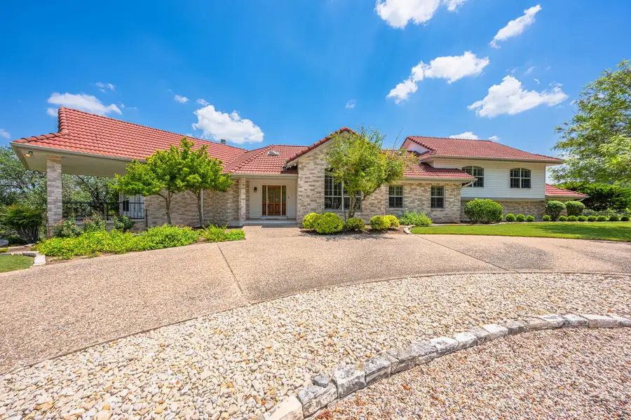 505 Riverhill Blvd, Kerrville, TX 78028 - #3