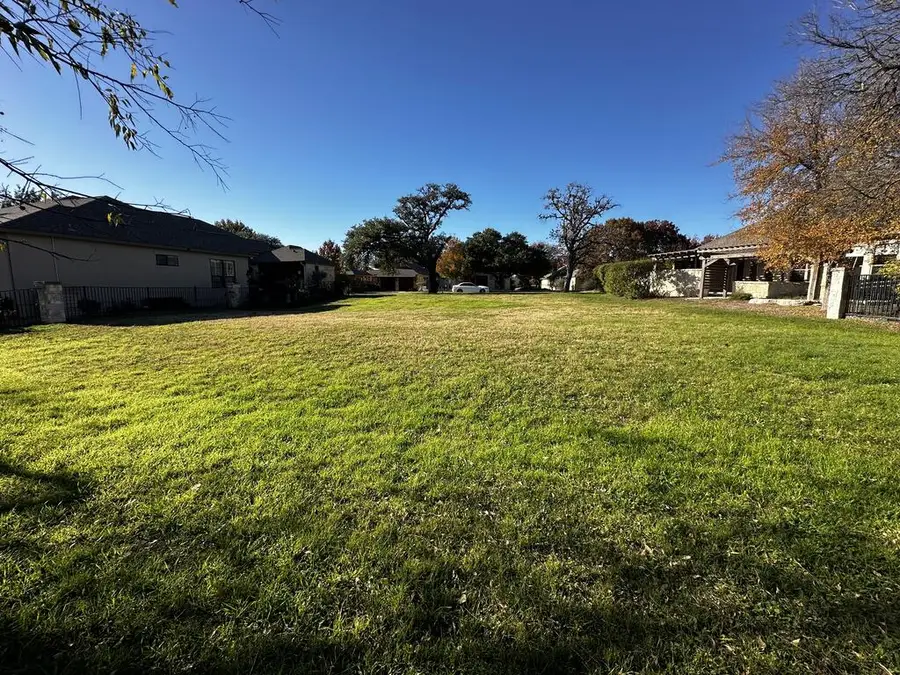 2848 E Rock Barn Dr, Kerrville, TX 78028 - #3