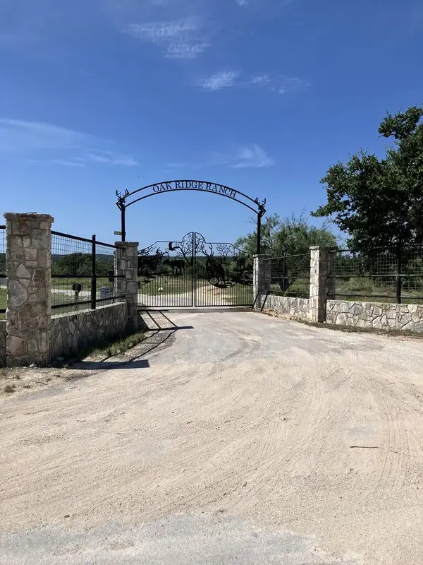 6729 Kc 210, Junction, TX 76859