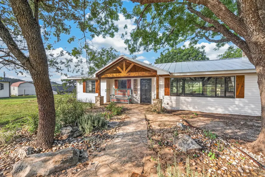 1094 Harper Rd, Kerrville, TX 78028 - #3