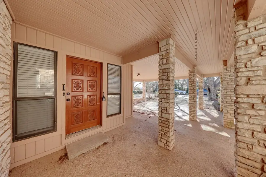 2745 Bandera Hwy, Kerrville, TX 78028 - #2