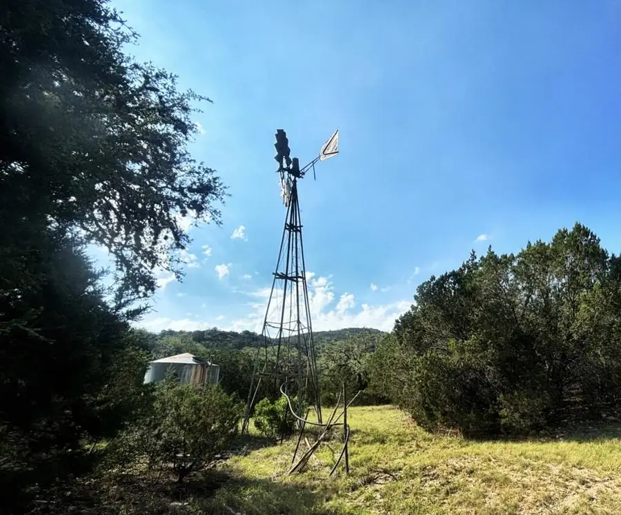 622 A&B Cr 353, Barksdale, TX 78828 - #2