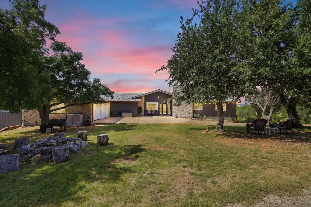 862 N Indian Creek Loop, Kerrville, TX 78028 - #1