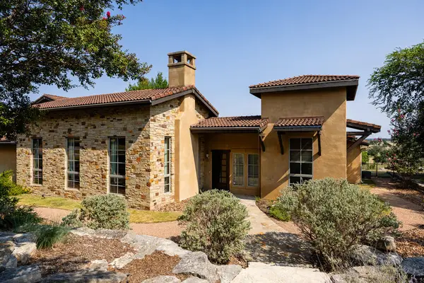 3509 Trail Head Dr, Kerrville, TX 78028
