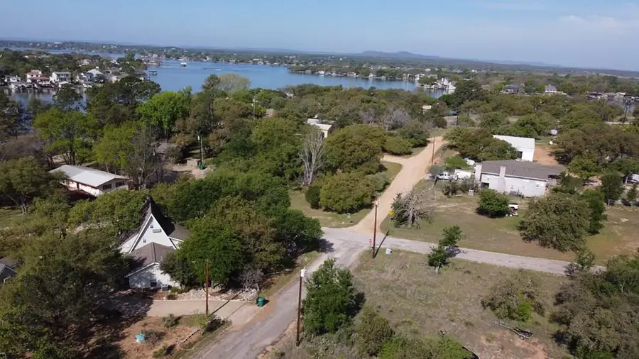 000 Castleberry Dr, Granite Shoals, TX 78654 - #3