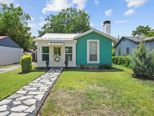 407 Lucille St, Kerrville, TX 78028