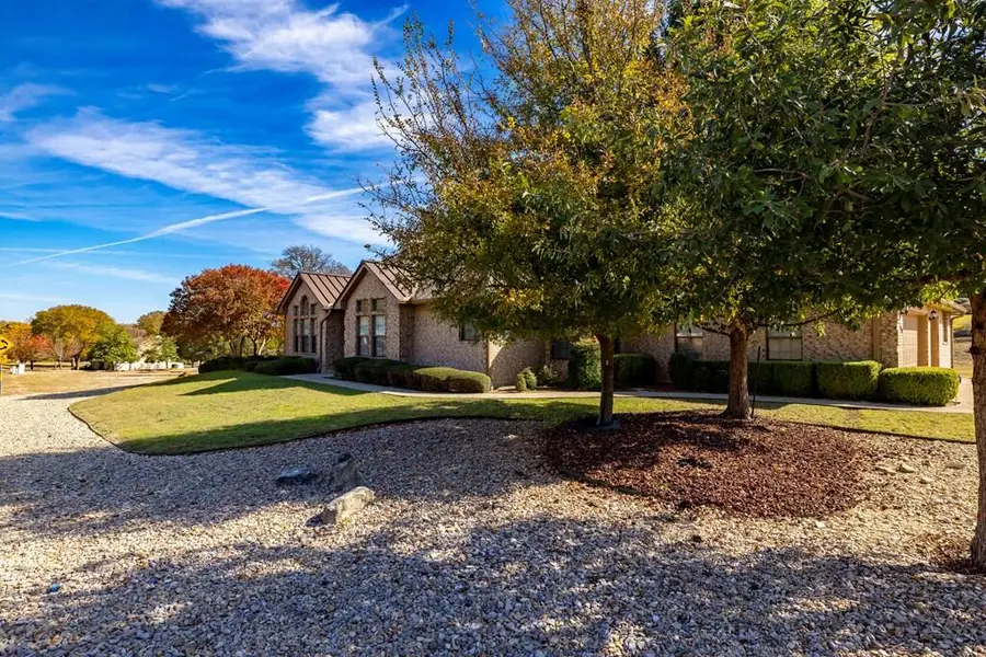 100 Braeburn Circle, Kerrville, TX 78028 - #3