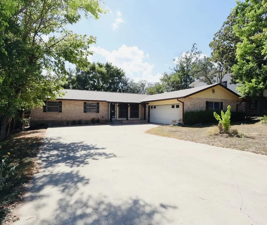 104 Poco Vista Dr S, Kerrville, TX 78028 - #2