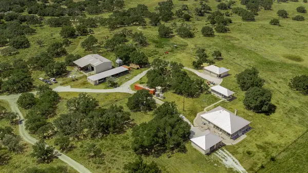 1570 Park Rd, Harper, TX 76849