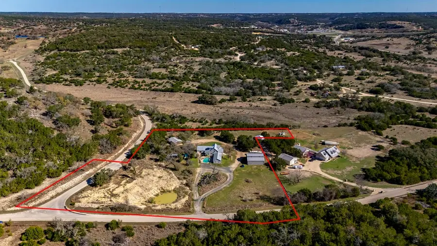 265 Shalako Dr, Kerrville, TX 78028 - #3