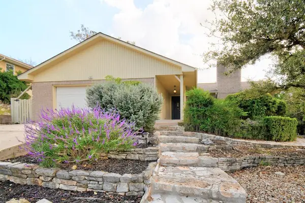 1309 Carol Ann Dr, Kerrville, TX 78028