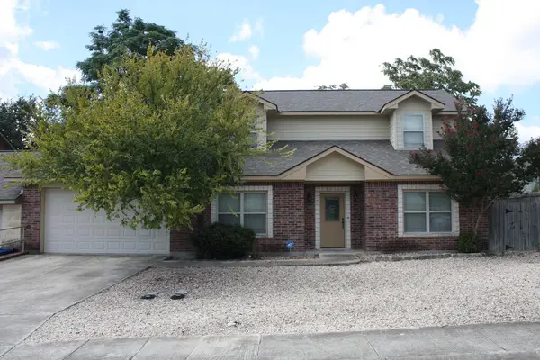 443 Yorktown Blvd, Kerrville, TX 78028