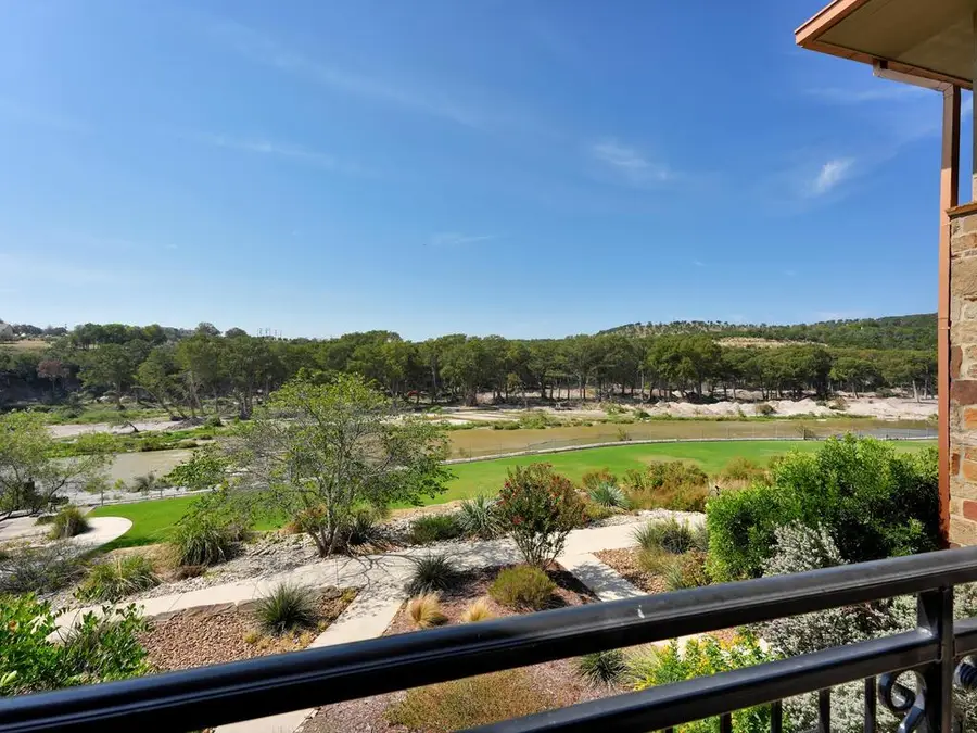 521-1202 Guadalupe St, Kerrville, TX 78028 - #2