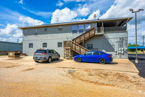 1903 A Junction Hwy, Kerrville, TX 78028
