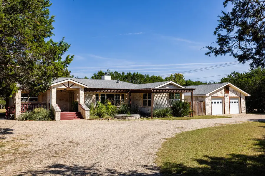 1121 Monroe Dr, Kerrville, TX 78028 - #2