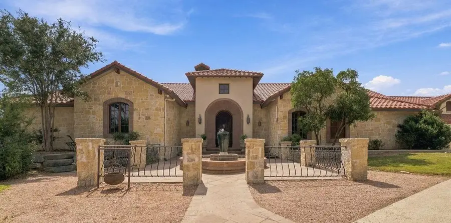 370 Ranch House Rd, Kerrville, TX 78028 - #3