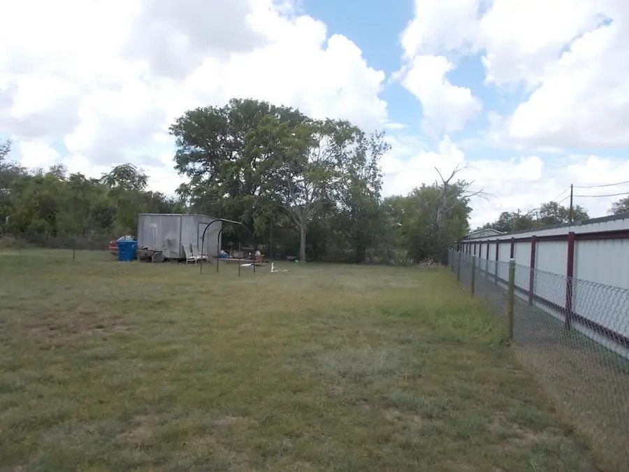 114 Meeker Rd, Kerrville, TX 78028 - #2