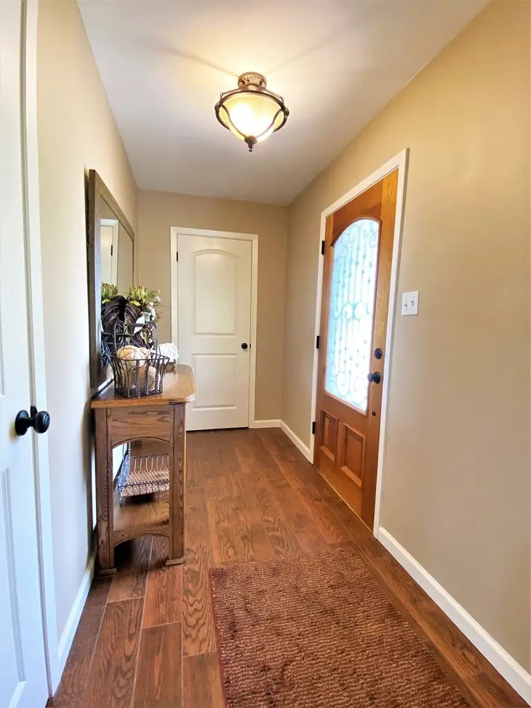 216 Loma Vista Dr, Kerrville, TX 78028 - #3