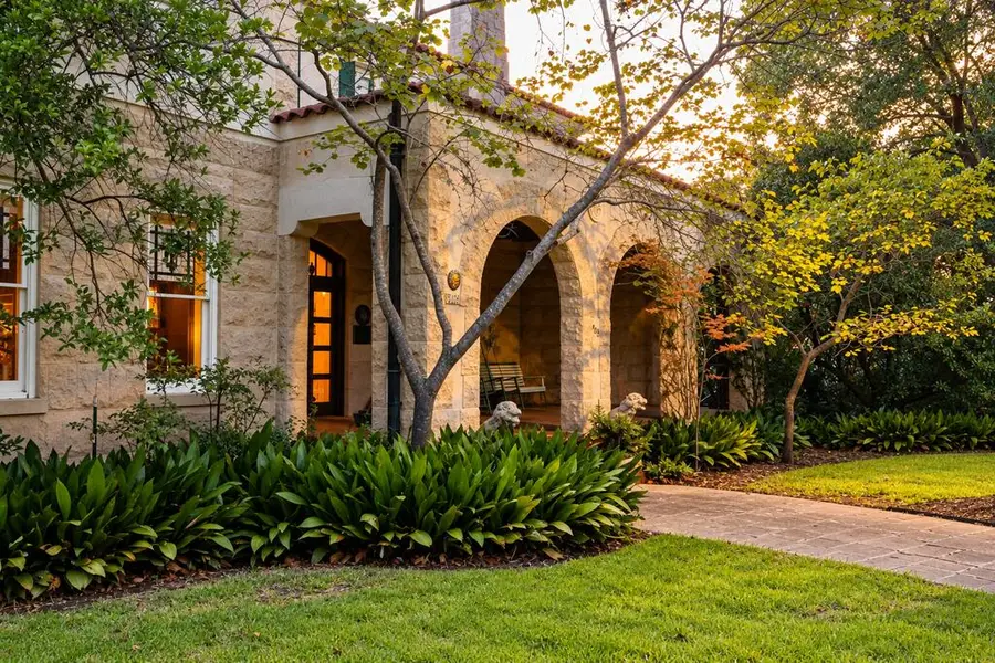 405 Water St, Kerrville, TX 78028 - #3