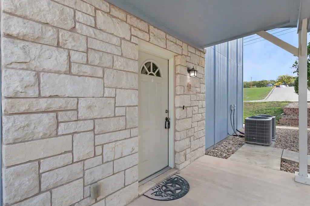 2314 Sailing Way, Kerrville, TX 78028 - #1