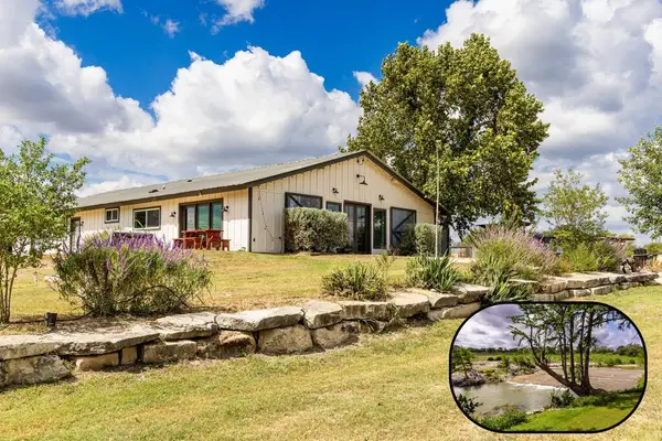 121 Simpson Rd, Comfort, TX 78013