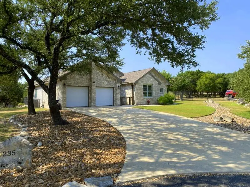 235 S Skye Dr, Kerrville, TX 78028 - #1