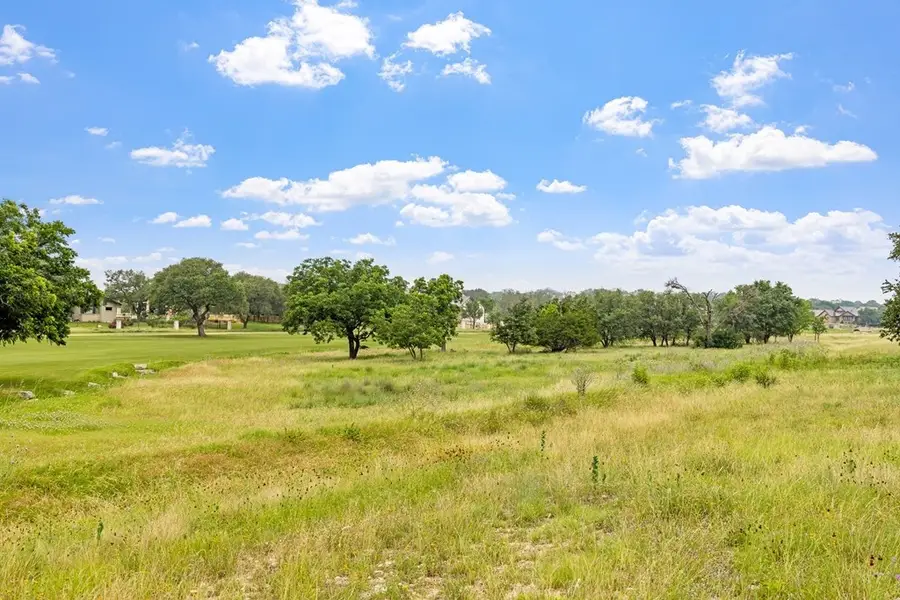 4360 Comanche Trace Dr, Kerrville, TX 78028 - #2
