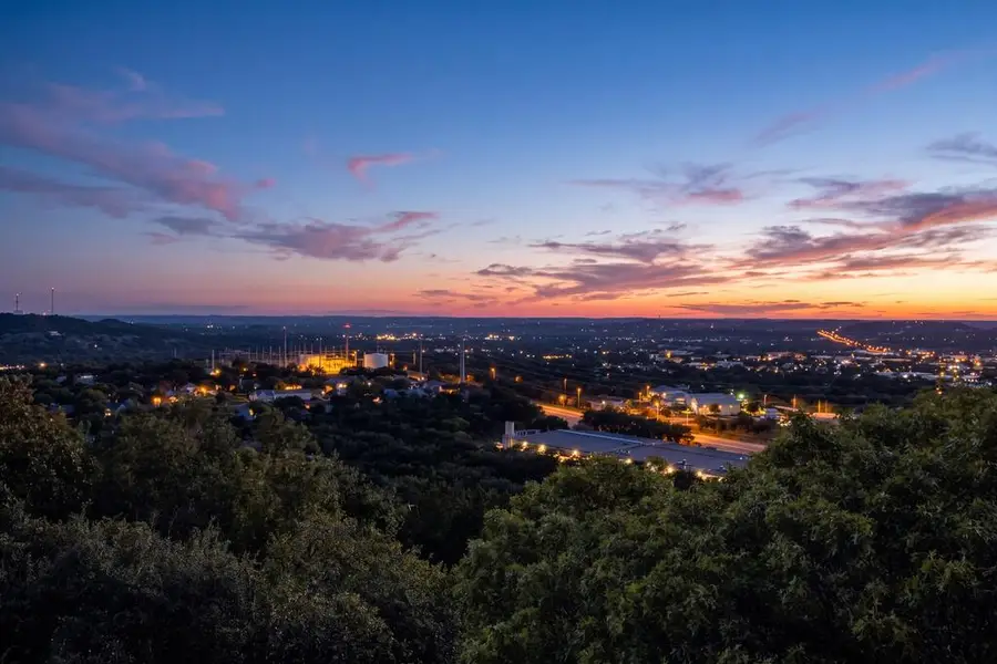 1036 Edinburgh, Kerrville, TX 78028 - #2
