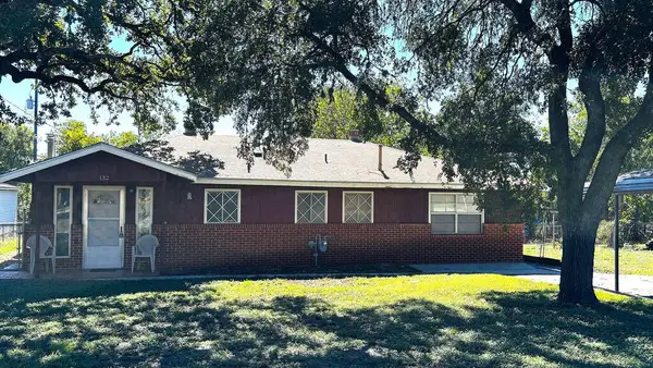 132 E Oak Way, Kerrville, TX 78028