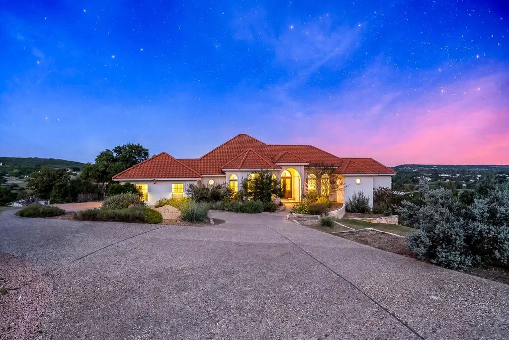 349 Saddlewood Blvd, Kerrville, TX 78028 - #1