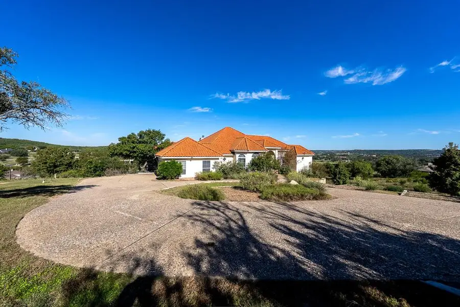 349 Saddlewood Blvd, Kerrville, TX 78028 - #2