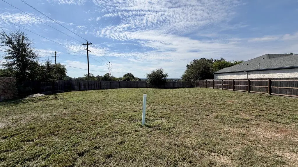 101 Parlin Ln, Fredericksburg, TX 78624 - #1