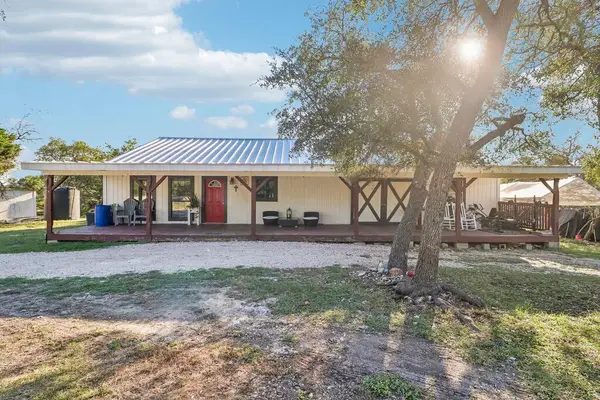 105 Cub Lane, Kerrville, TX 78028