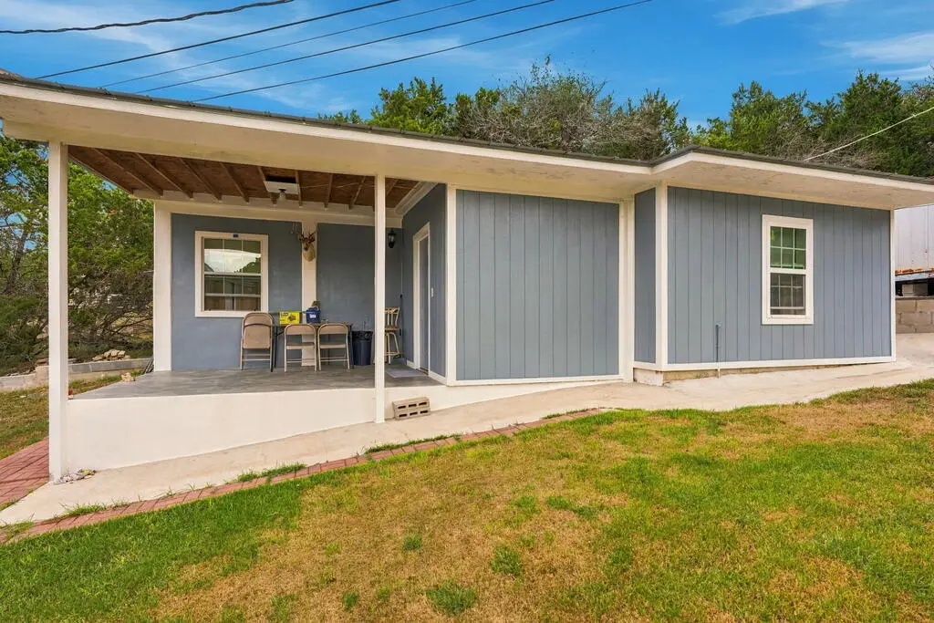 330 Sparkman, Kerrville, TX 78028 - #1