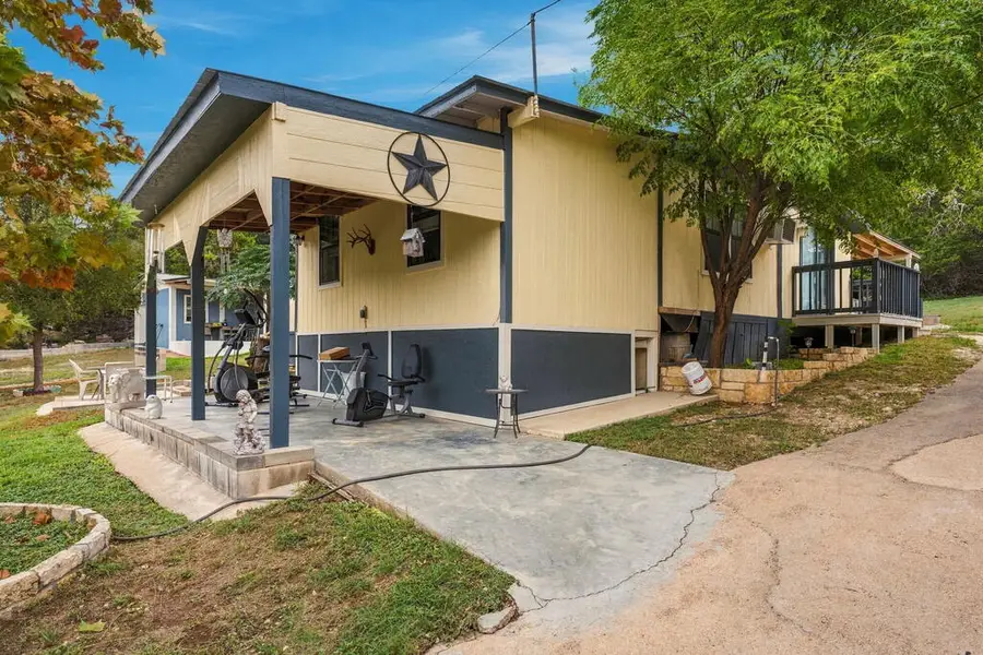 330 Sparkman, Kerrville, TX 78028 - #2