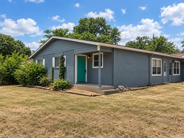 100-A Hilltop Dr, Kerrville, TX 78028