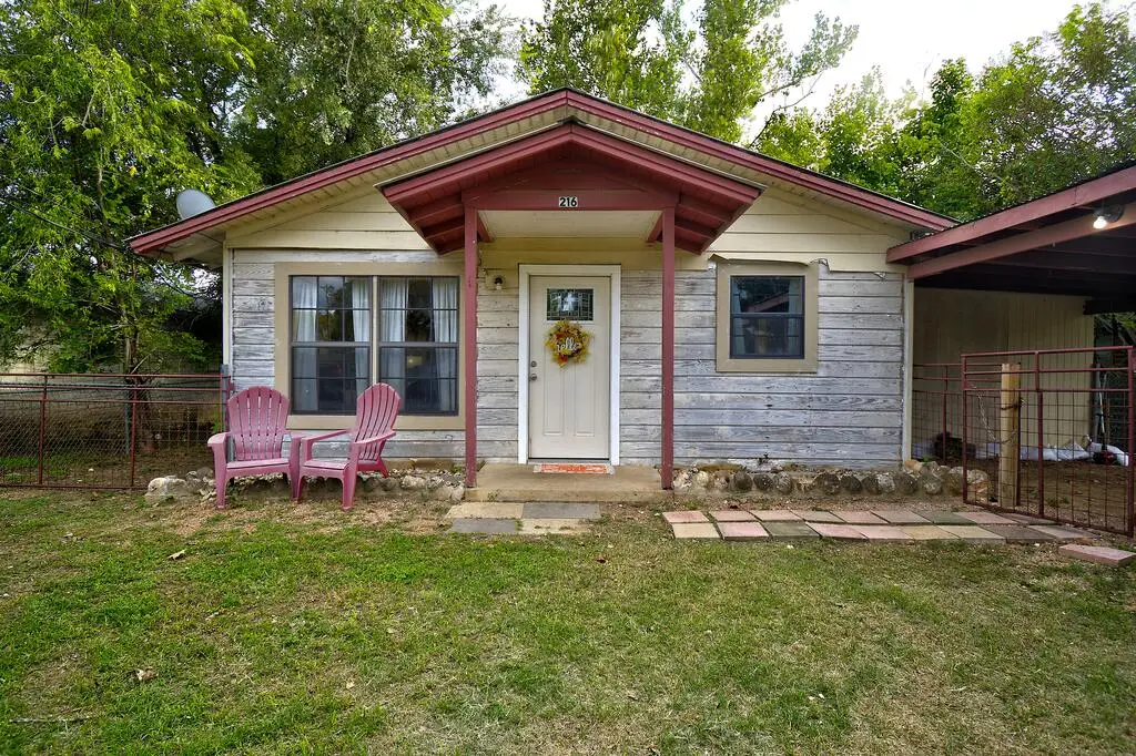 216 Alta Loma, Ingram, TX 78025 - #1