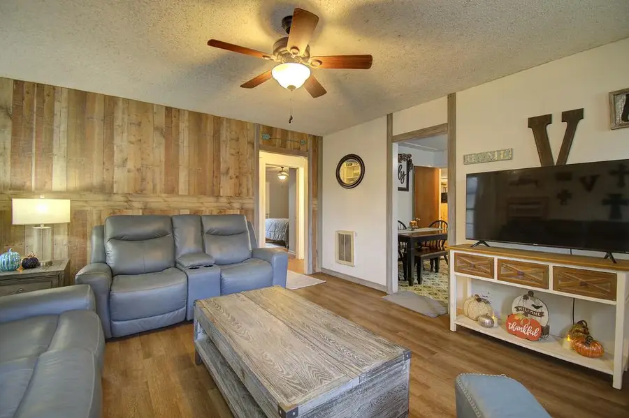 216 Alta Loma, Ingram, TX 78025 - #3