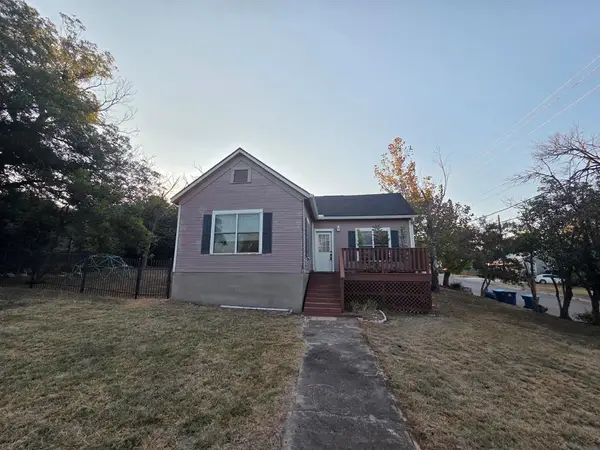 801 Everett St, Kerrville, TX 78028