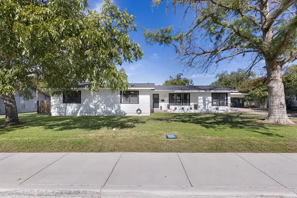 420 Westminster, Kerrville, TX 78028