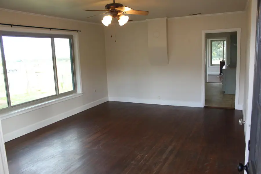 131 E Big Joshua Creek Rd, Comfort, TX 78013 - #3