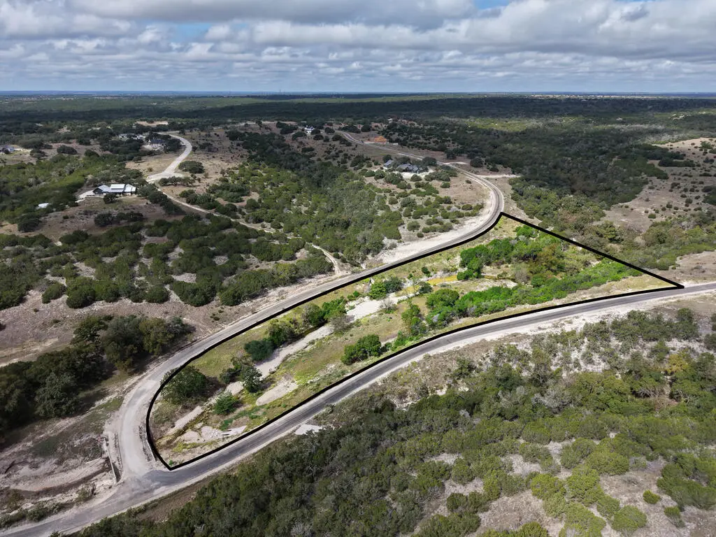 550 S Shapen Springs Rd, Kerrville, TX 78028 - #1